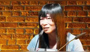 "El rugido de la máquina", antología de Zheng Xiaoqiong, poeta obrera de China