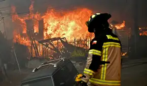 Incendios en Chile dejan al menos 15 fallecidos y más de 50.000 personas evacuadas: Gobierno activa medidas de emergencia