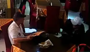 Pareja de adultos mayores finjen ser comensales para robar celular y S/1.000 en chifa de Jesús María