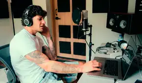 EMIL, participante de ‘Esto es guerra’, presenta su EP ‘Round 1: El verano pega duro’