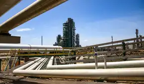 Petroperú: trabajadores rechazan "contrataciones irregulares" de Proinversión y cuestionan uso de recursos públicos