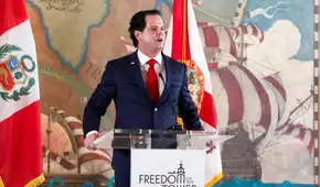 Embajador de EE.UU. en Perú: "Con los chinos saqueando su mar, van a tener que hacer ceviche de hamburguesa"