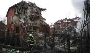 Rusia lanza una ola de bombardeos sobre Ucrania y deja al menos 5 muertos a poco de cumplirse cuatro años de invasión