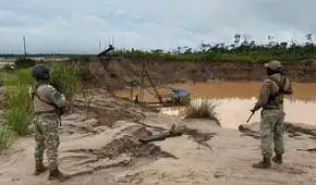 Ejército destruye maquinarias y equipos de mineros ilegales valorizados en S/15 millones