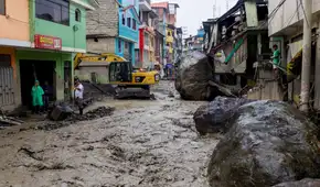 Desborde de río en Ayacucho deja 155 viviendas afectadas y pone en riesgo puente y colegios