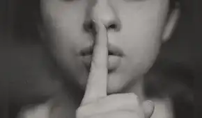 Hablar en silencio cuando se trata de empresas chinas, por Marianella Ledesma