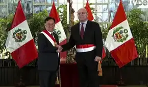 Carlos Díaz Dañino jura como nuevo ministro de Defensa en reemplazo de Luis Arroyo