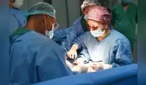 INSN: Médicos extraen tumor de 2 kilos a niño de 1 año