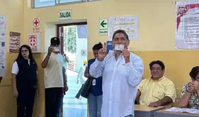 Carlos Álvarez es el primer candidato en sufragar: "Voy a esperar resultados oficiales"