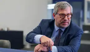 Procuraduría solicita acceso a llamadas y mensajes de Corvetto por contratación de transporte electoral