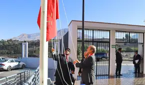 Corte Superior de Justicia de Moquegua conmemora su 22° aniversario con ceremonia de izamiento del pabellón nacional