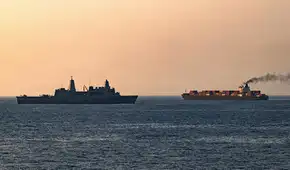 Irán recibe la prórroga de la tregua con ejecuciones y la confiscación de dos buques en el estrecho de Ormuz