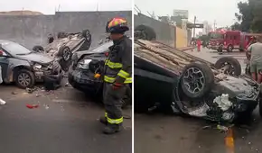 Triple choque deja automóvil volcado en la avenida La Mar, en San Miguel: vía fue cerrada temporalmente