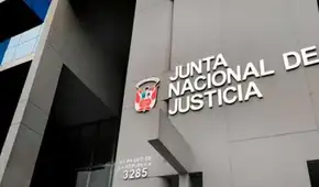 Perú: Modelo para armar, por César Azabache Caracciolo