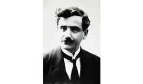 Ciro Alegría y José María Eguren en la avenida Arequipa