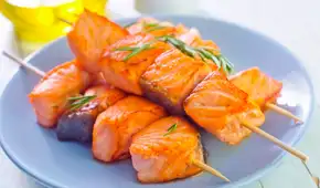 No está el ceviche: los únicos platos de América Latina en el top 10 de las mejores comidas de pescado de agua salada del mundo