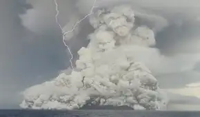 Los científicos quedaron asombrados: un volcán expulsó gases peligrosos, pero luego “limpió” parcialmente lo que contaminó