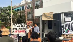 Fin de la toma en la PUCP: alumnos abandonan Rectorado tras pacto con autoridades sobre nueva pensión