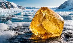El diamante amarillo de 158 quilates hallado bajo el Ártico, formado hace 2.000 millones de años y considerado rareza mundial