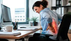 Conserva tu postura erguida con 4 ejercicios sencillos que retrasan el desgaste físico, según un fisioterapeuta