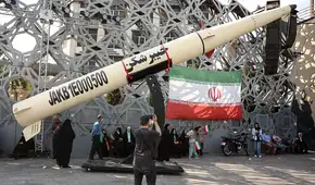 Irán denuncia a Estados Unidos por "violación flagrante del alto el fuego" y lanza misiles contra Kuwait y Bahréin