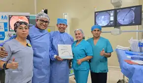EsSalud implanta por primera vez una prótesis biliar biodegradable