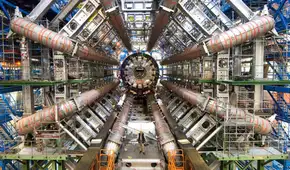 El acelerador de partículas más grande del mundo se apagará durante 4 años: se prepara para buscar materia oscura