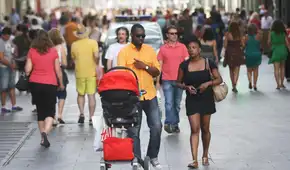 España supera el millón de solicitudes para regularizar inmigrantes antes del cierre del plan impulsado por Pedro Sánchez