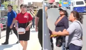 Ambulantes hostigan a mujer invidente por exponer obstáculos para caminar por la vía pública en VES: “Así pasa todos los días”