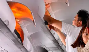 Un cargador portátil se incendia en pleno avión y alarma a pasajeros de China Eastern Airlines: video captó el momento exacto
