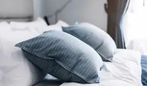 Las personas que se van a la cama en este momento de la noche tienen un cerebro más ágil, según la ciencia