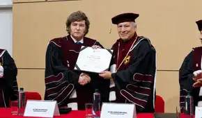 Javier Milei: docentes de Derecho de la USMP rechazan el honoris causa otorgado al presidente de Argentina