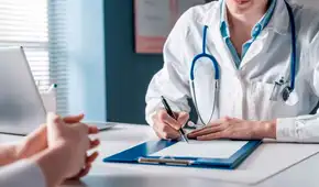 ¿Saliste del médico sin entender tu diagnóstico? Estas son las señales de alerta que debes conocer