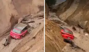 Auto cae en forado causado por huaicos en la carretera Costanera que conecta Tacna y Moquegua: chofer se salvó de milagro