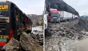 Arequipa: rocas caen sobre vehículos y pasajeros quedan varados por lluvias intensas y deslizamientos