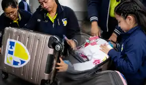 La particular escena en el santuario de Santa Rosa: alumnos llevaron maletas enteras con cartas para el pozo