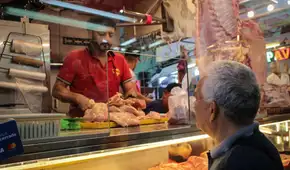 El pollo baja, pero la luz y los combustibles suben: inflación de Lima acumula 4,16% hasta agosto