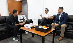 El campeón Cristhian Pacheco recibió reconocimiento del IPD tras conquistar el Maratón de México