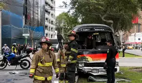 Miraflores: chofer de cúster choca contra auto y deja seis heridos, incluida paciente oncológica