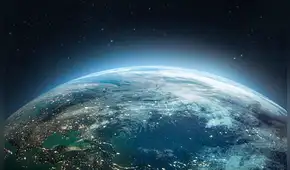 Fuerza Espacial revela que Estados Unidos tiene armas en órbita que le permiten "disputar y controlar" el espacio