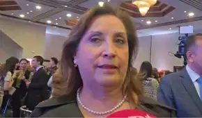 Dina Boluarte reaparece en acto público después de más de 10 meses: “Yo estoy feliz”