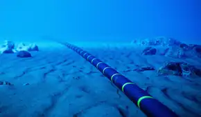 Marruecos busca una nueva ruta energética hacia Europa y proyecta un cable submarino de 1.400 km que llegará directamente a Francia