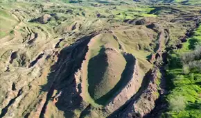 Investigadores inician excavaciones en el lugar donde se cree que está el Arca de Noé en Turquía Investigadores inician excavaciones en el lugar donde se cree que está el Arca de Noé en Turquía