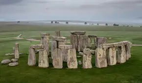 La piedra del altar de Stonehenge de 6 toneladas podría haber viajado desde Escocia hasta Inglaterra a través de un glaciar