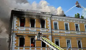 Ataque masivo de Rusia contra Kiev deja muertos y daños en la infraestructura energética de Ucrania antes de la llegada del invierno