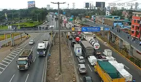 Tráfico en Vía Evitamiento: accidente cerca al Pentagonito genera fuerte congestión vehicular Tráfico en Vía Evitamiento: accidente cerca al Pentagonito genera fuerte congestión vehicular