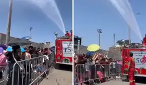 ¡Mojaron a las ARMY! Bomberos lanzan agua a fanáticas de BTS para aliviar las altas temperaturas