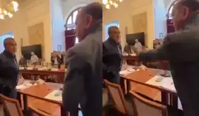 Videos muestran cómo se inició discusión en el Senado entre César Astudillo e Iber Maraví: "Cállese la boca"