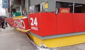 Caída de letrero de Oxxo deja heridos a un adulto mayor y a un menor de edad en San Juan de Lurigancho
