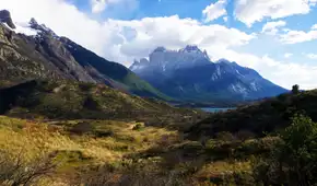 En 1902, los habitantes de un valle se reunieron en una escuela de barro y tomaron una decisión que marcó la frontera de dos países de América Latina